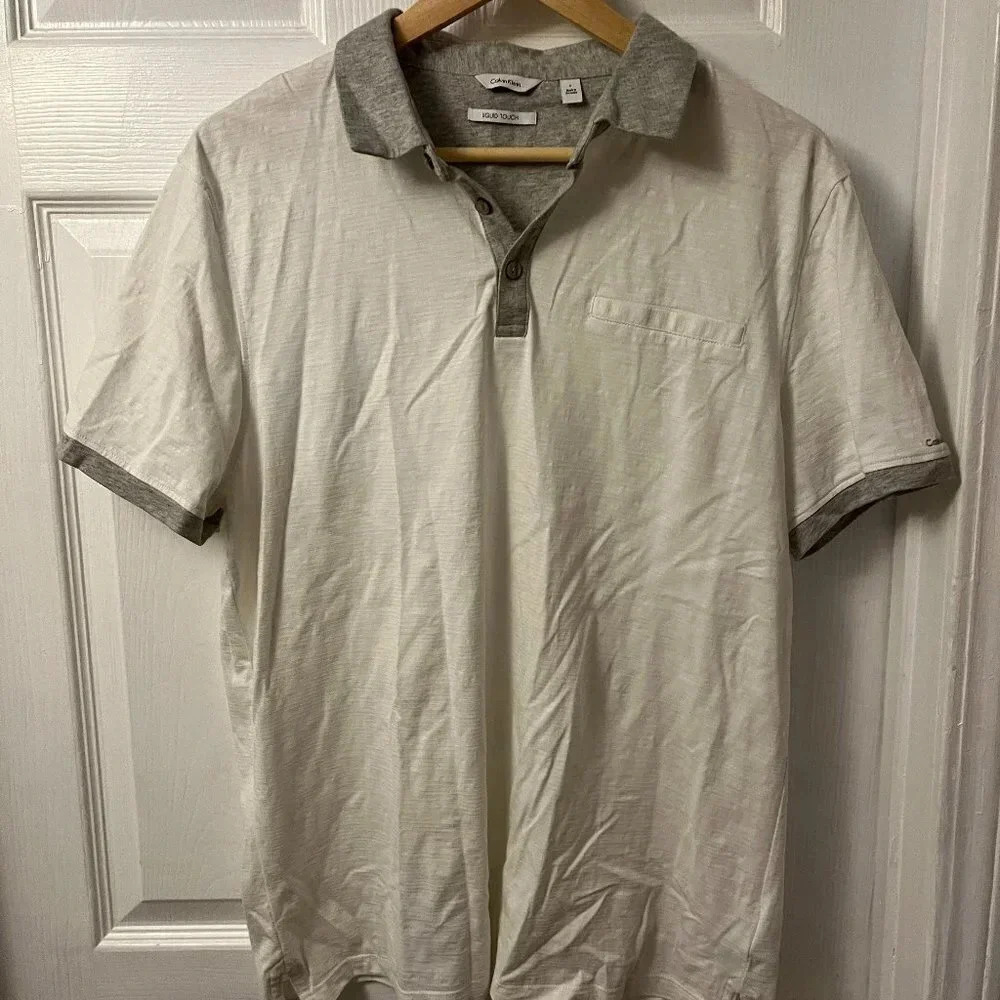 Men’s Calvin Klein Polo Shirt Size Large